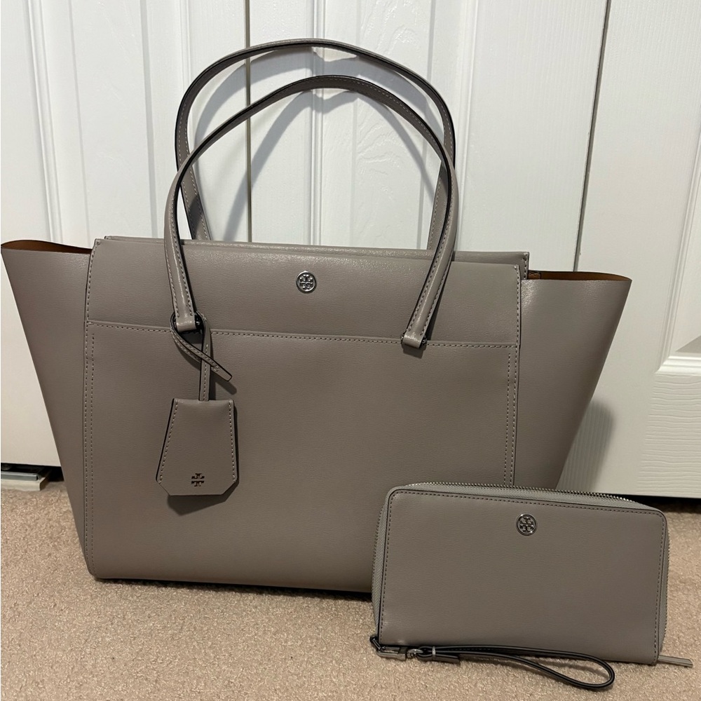 Tory Burch Gray Women's Tote Bag and Wallet Set